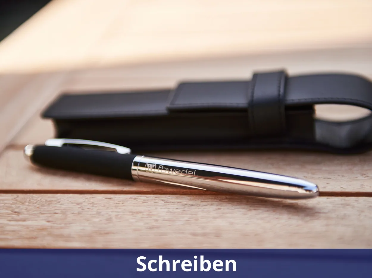 Schreiwaren mit Logo der Fachhochschule Wedel
